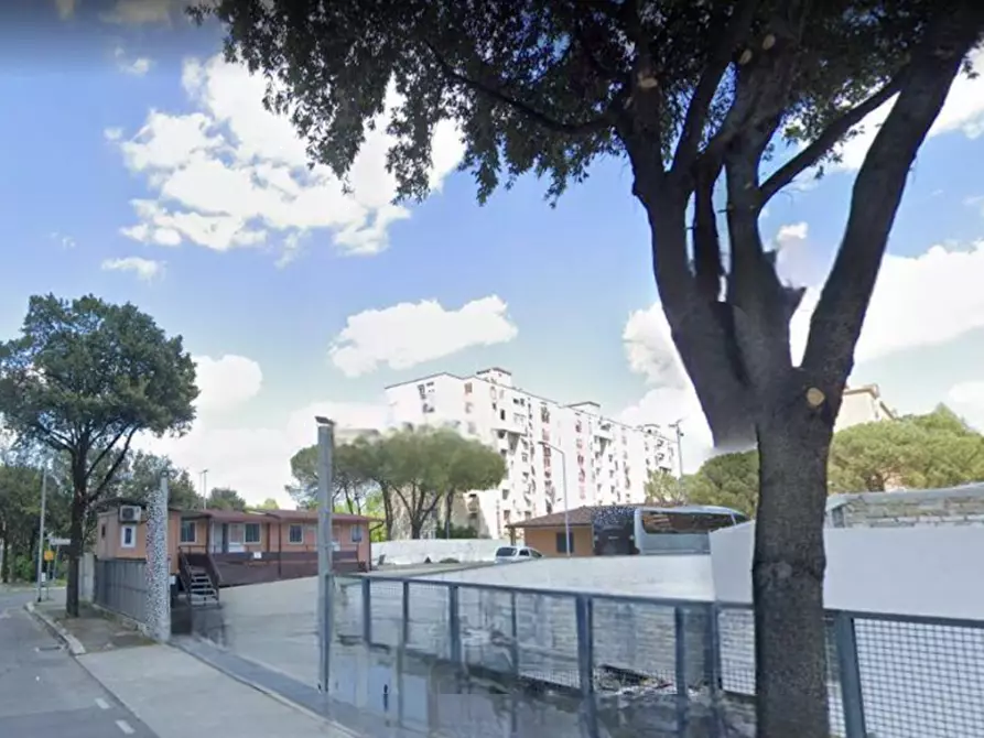 Immagine 10 di Garage in vendita  in Via di Grotta di Gregna a Roma