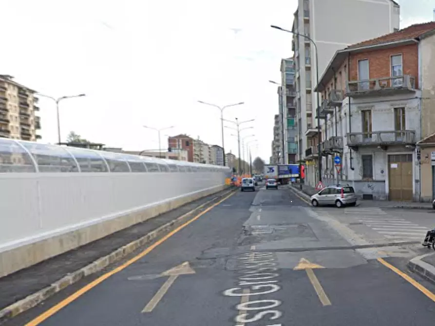 Immagine 4 di Ufficio in vendita  in Corso Grosseto a Torino