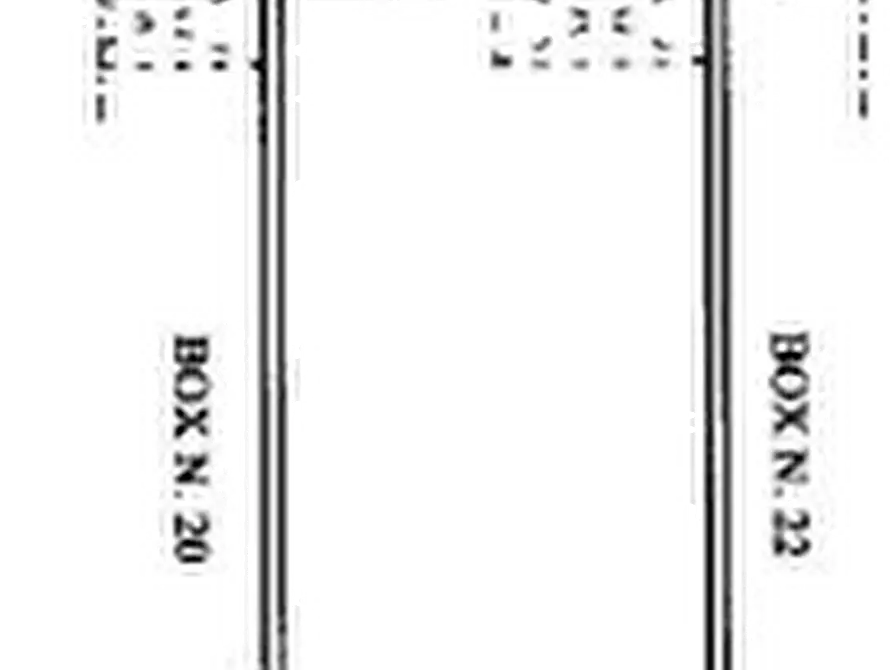 Immagine 10 di Garage in vendita  in via di Grotta di Gregna a Roma