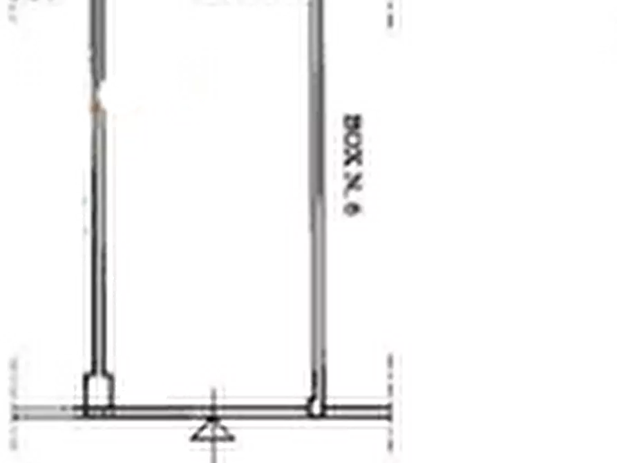 Immagine 11 di Garage in vendita  in Via di Grotta di Gregna a Roma