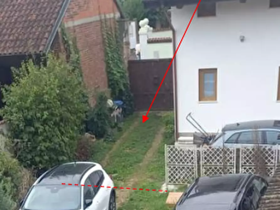 Immagine 1 di Porzione di casa in vendita  in Vicolo Tasso  a Piobesi Torinese