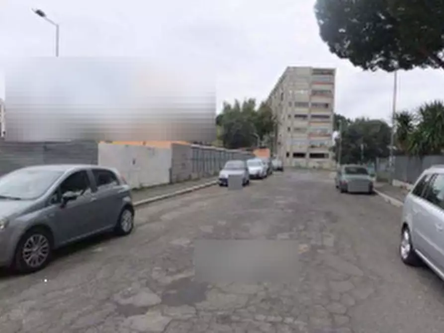 Immagine 19 di Garage in vendita  in via di Grotta di Gregna  a Roma