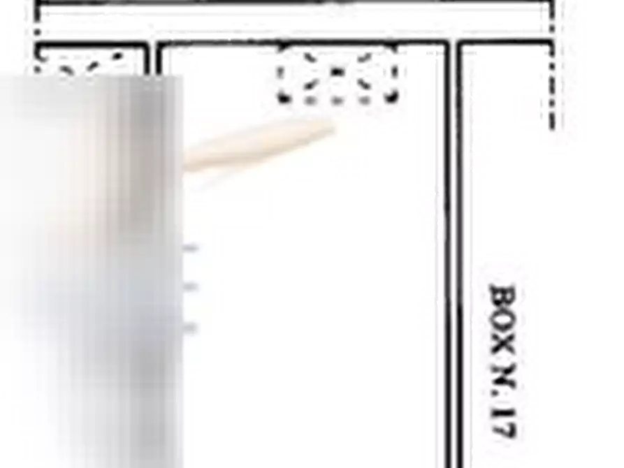 Immagine 10 di Garage in vendita  in via di Grotta di Gregna a Roma