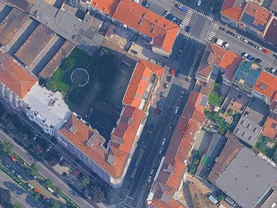 Immagine 2 di Posto auto in vendita  in Via Tripoli a Torino