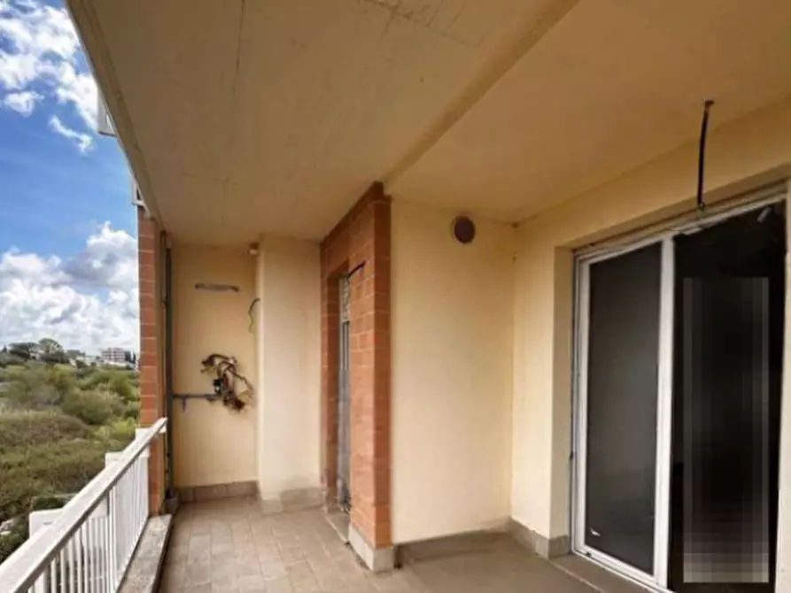 Immagine 2 di Appartamento in vendita  in Via Decimomannu a Roma