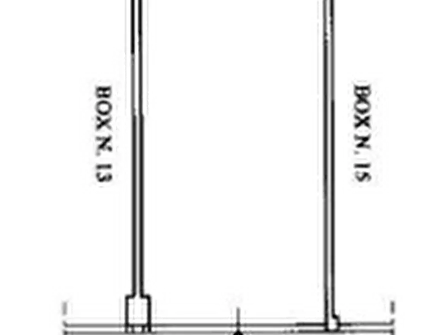 Immagine 10 di Garage in vendita  in via di Grotta di Gregna a Roma