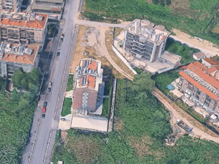 Immagine 5 di Appartamento in vendita  in Via Decimomannu a Roma