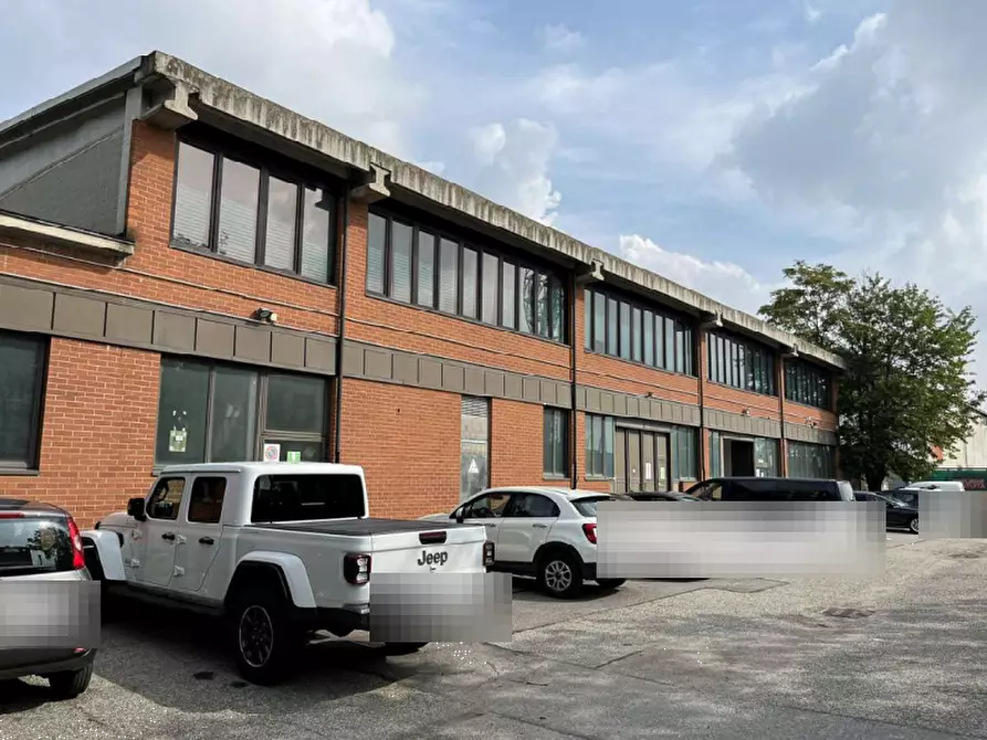 Immagine 3 di Capannone industriale in vendita  in Str. del Drosso a Torino