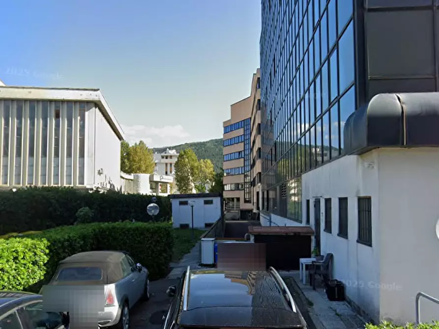 Immagine 4 di Posto auto in vendita  in Viale Montegrappa a Prato