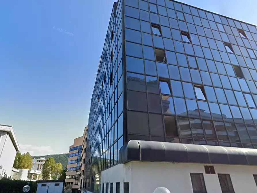 Immagine 12 di Posto auto in vendita  in Viale Montegrappa a Prato