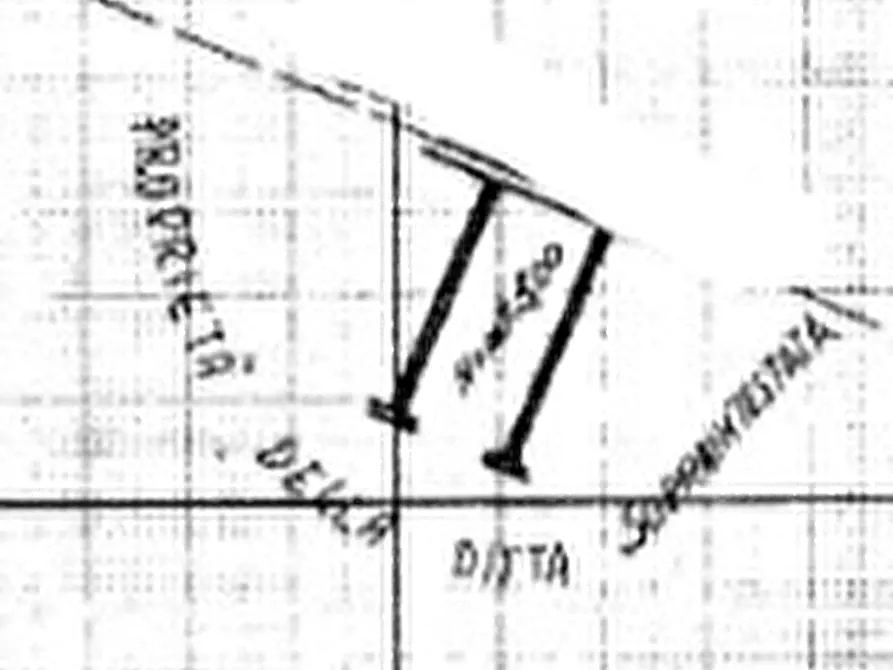 Immagine 3 di Garage in vendita  in via Guido Reni a Torino