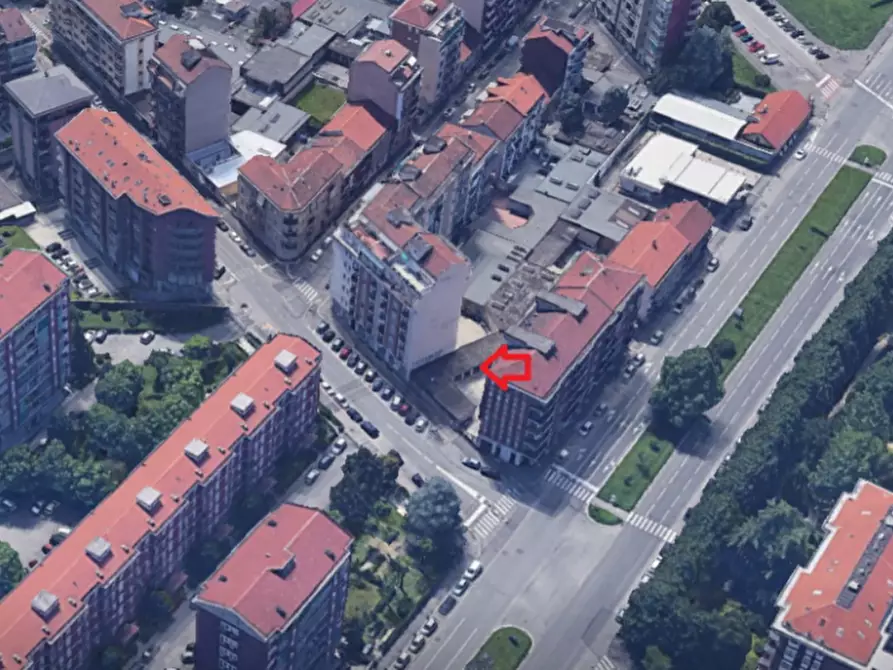 Immagine 6 di Garage in vendita  in via Guido Reni a Torino