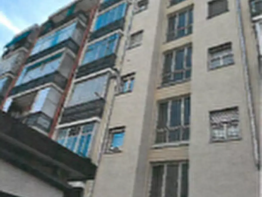 Immagine 11 di Garage in vendita  in via Guido Reni a Torino