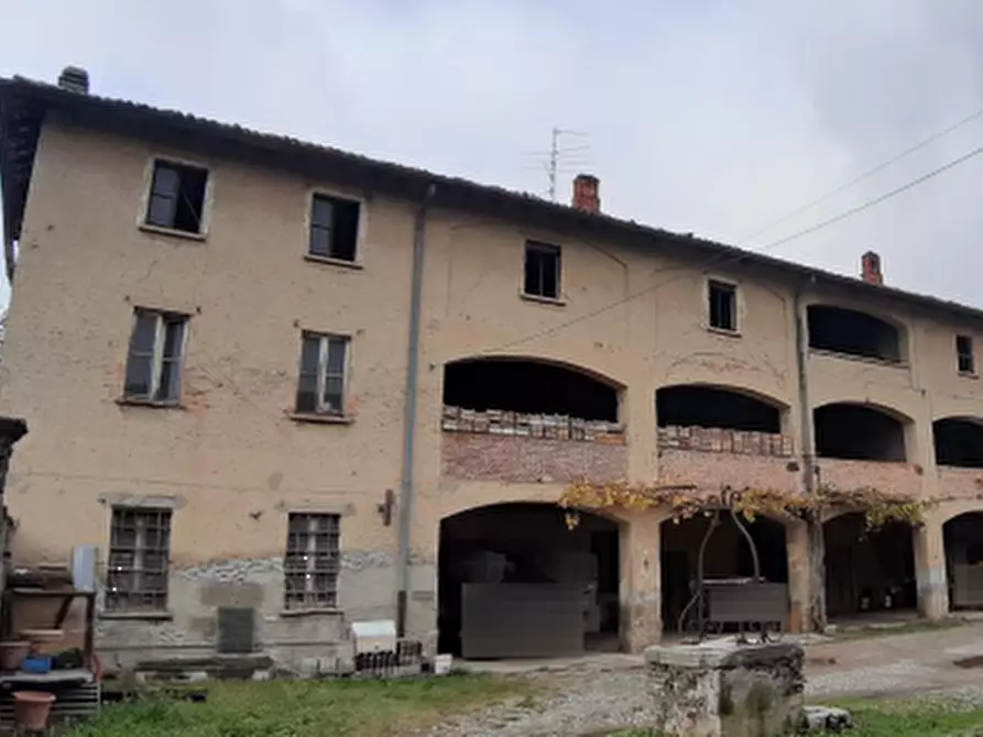 Immagine 4 di Rustico / casale in vendita  in Via Cà Maria  a Lurago D'erba