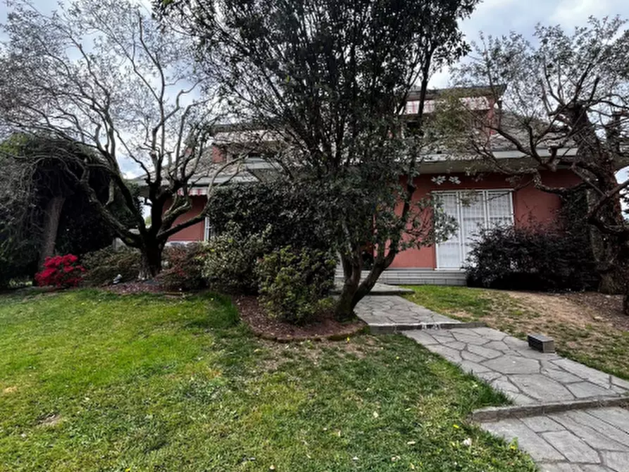 Immagine 3 di Appartamento in vendita  in Via N. Sauro a Bregnano