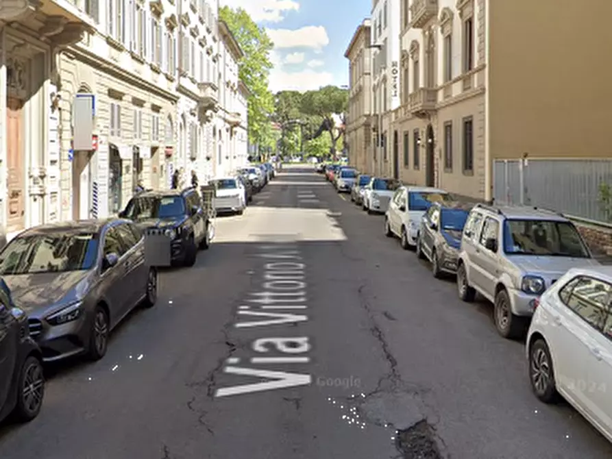 Immagine 8 di Posto auto in vendita  in Via Vittorio Alfieri a Firenze