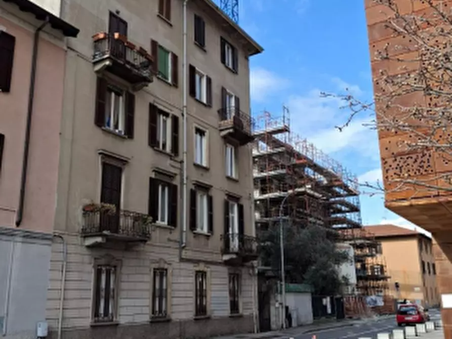 Immagine 4 di Appartamento in vendita  in Via Valleggio a Como