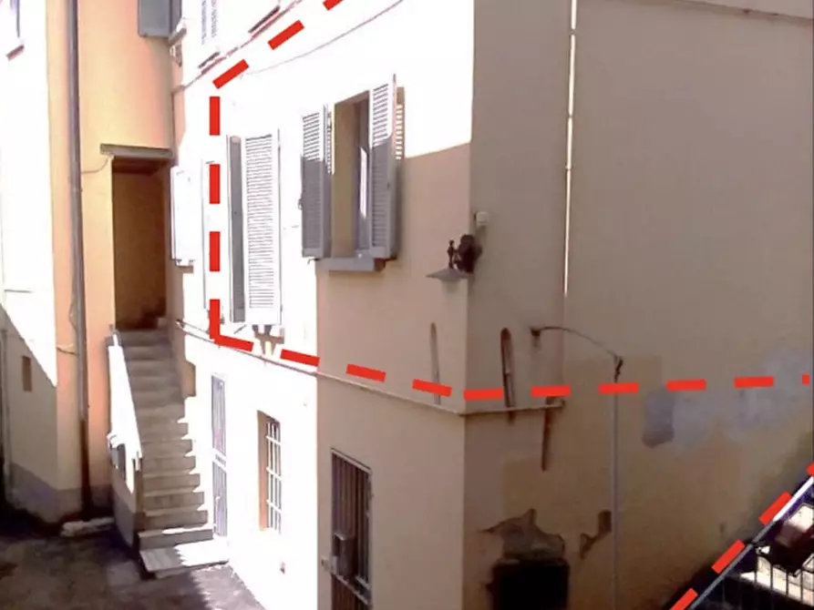 Immagine 1 di Appartamento in vendita  in P.za della Vittoria a Merate