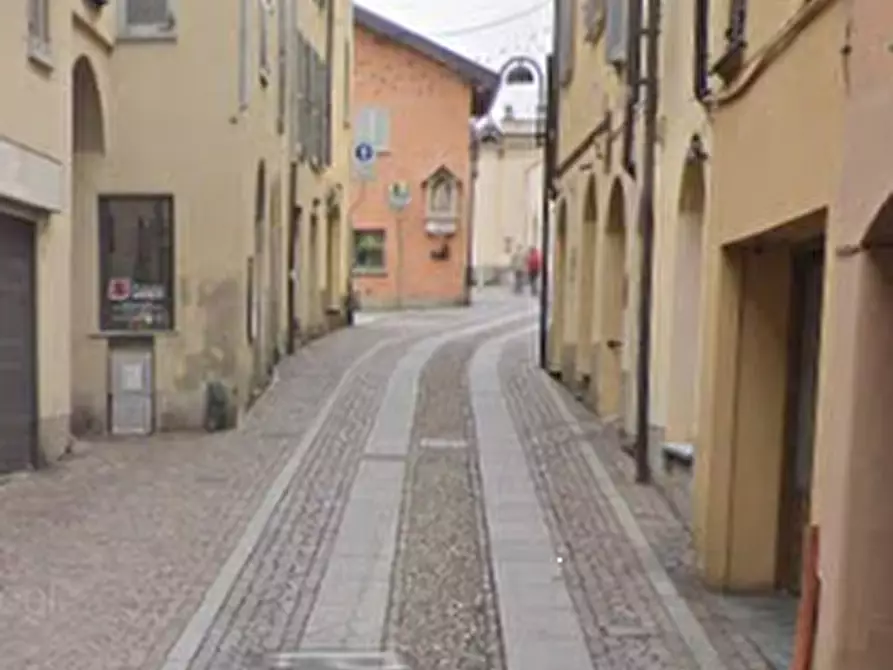 Immagine 6 di Appartamento in vendita  in P.za della Vittoria a Merate