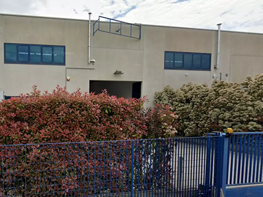 Immagine 5 di Capannone industriale in vendita  in Via Sant'Isidoro a Carugo