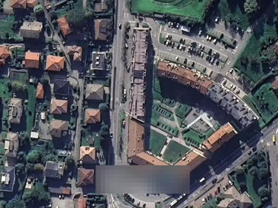 Immagine 5 di Negozio in vendita  in Via Tevere a Villa Guardia