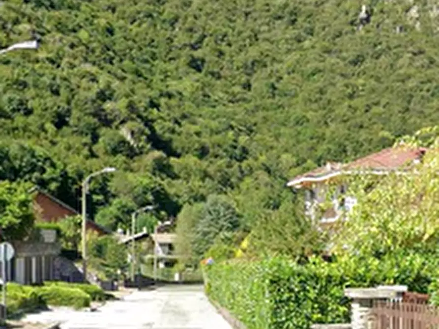 Immagine 7 di Terreno agricolo in vendita  in via Antonio Gramsci a Ballabio