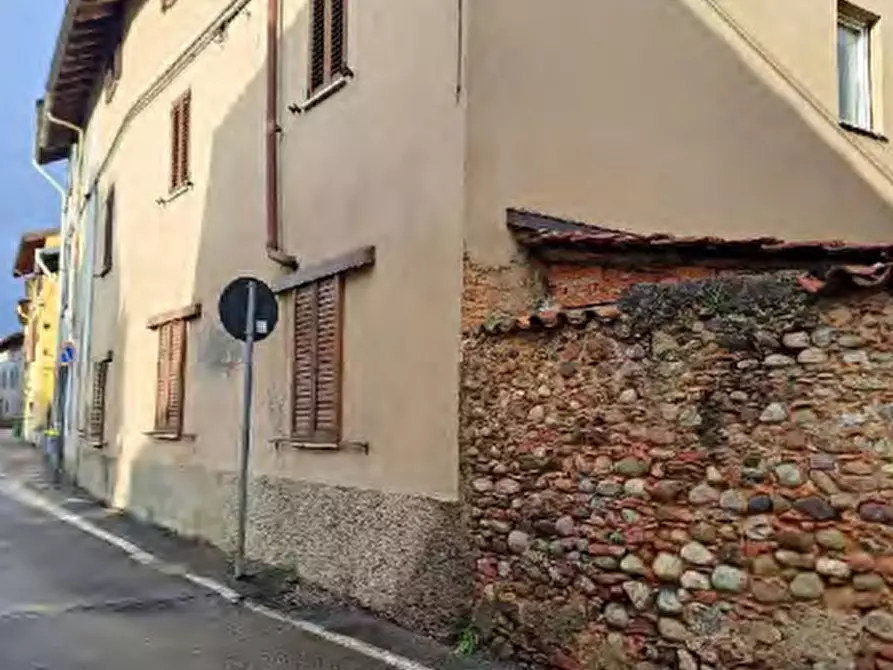 Immagine 10 di Appartamento in vendita  in Via San Lorenzo  a Veniano
