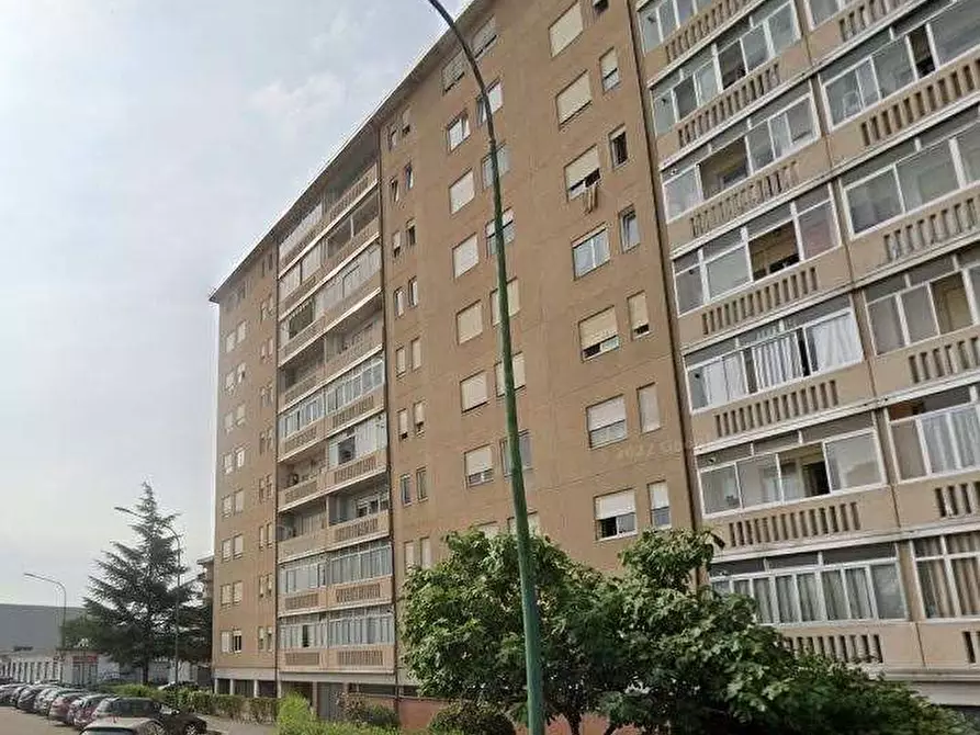 Immagine 3 di Appartamento in vendita  in Via Celeste Negarville a Torino