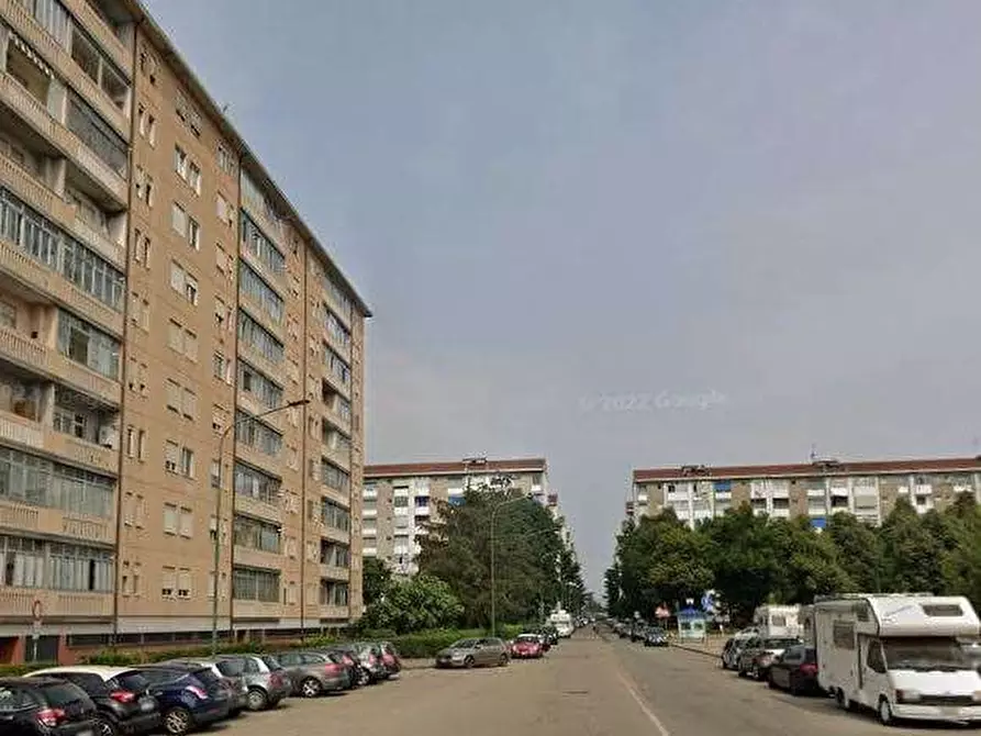 Immagine 8 di Appartamento in vendita  in Via Celeste Negarville a Torino