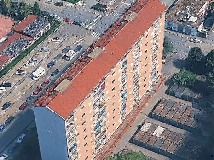 Immagine 13 di Appartamento in vendita  in Via Celeste Negarville a Torino