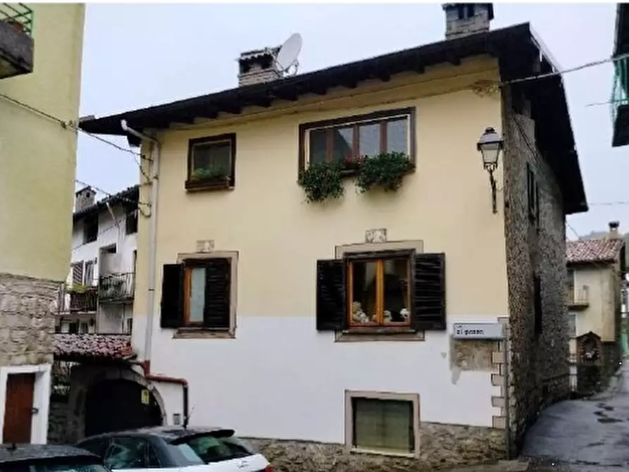 Immagine 1 di Appartamento in vendita  in Via al Pozzo a Barzio