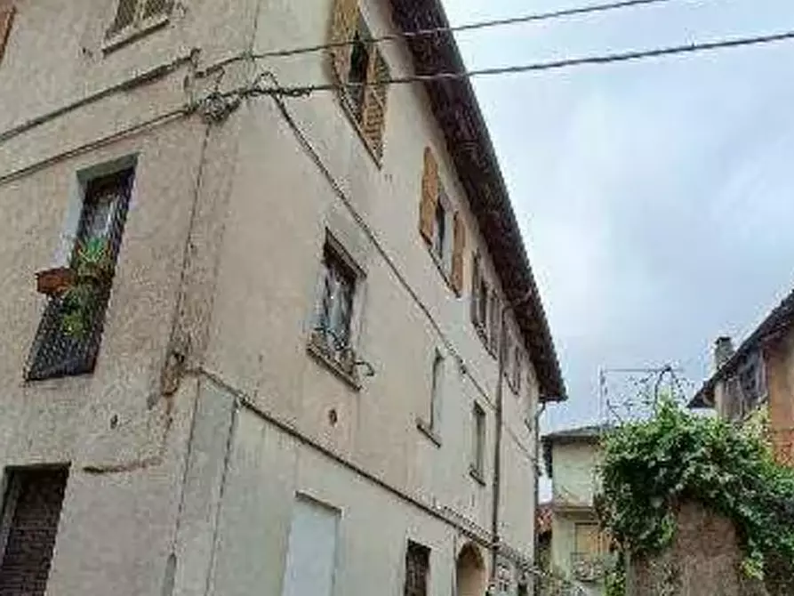 Immagine 6 di Appartamento in vendita  in Via Umberto a Lurate Caccivio