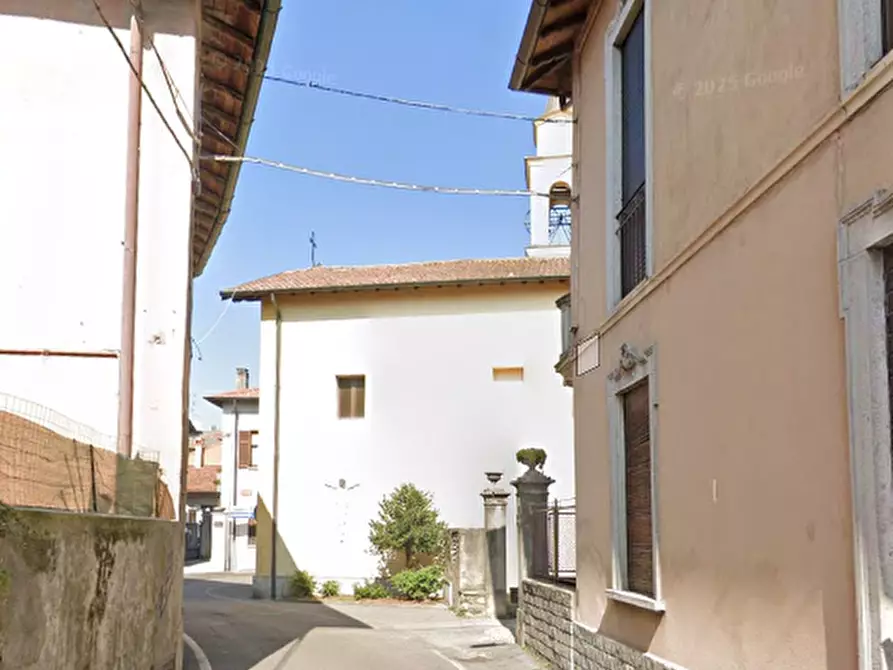 Immagine 10 di Appartamento in vendita  in Via Umberto a Lurate Caccivio