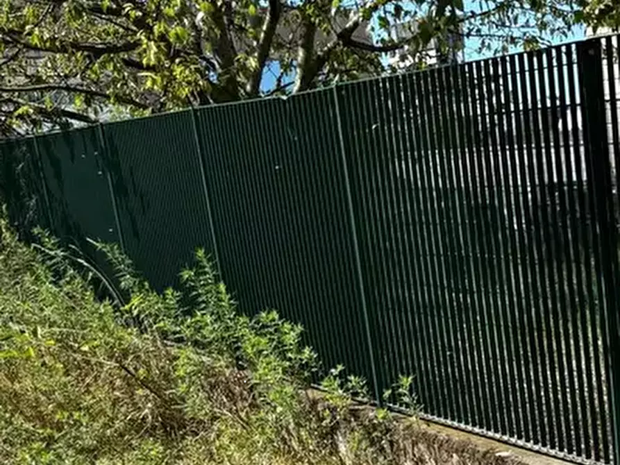 Immagine 11 di Capannone industriale in vendita  in Via Aldo Moro a Appiano Gentile