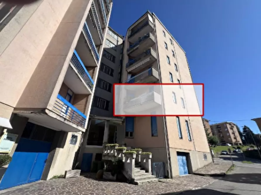 Immagine 1 di Appartamento in vendita  in Via Antonio Fogazzaro a Casatenovo