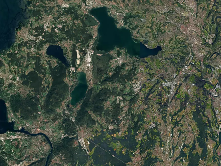 Immagine 19 di Appartamento in vendita  in Largo Giulio Cesare a Varano Borghi