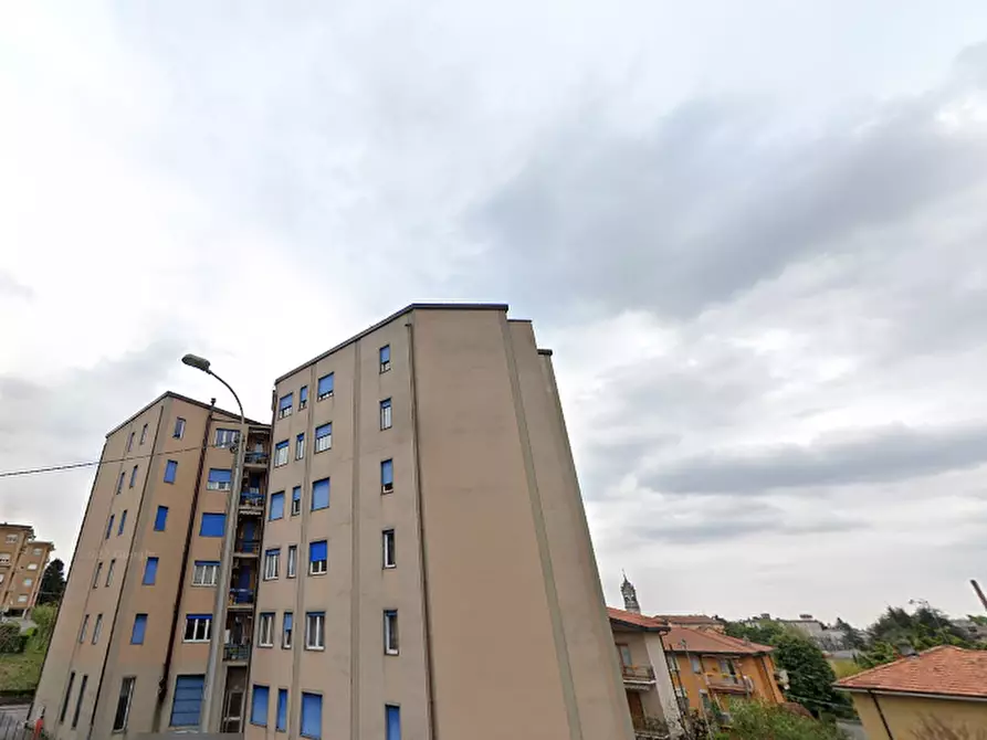 Immagine 10 di Appartamento in vendita  in Via Antonio Fogazzaro a Casatenovo