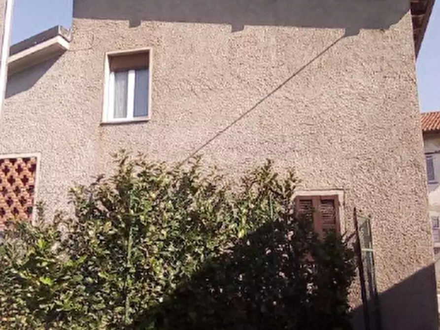 Immagine 2 di Appartamento in vendita  in Via Pastore a Molteno