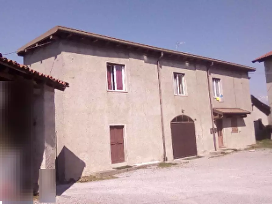 Immagine 5 di Appartamento in vendita  in Via Pastore a Molteno