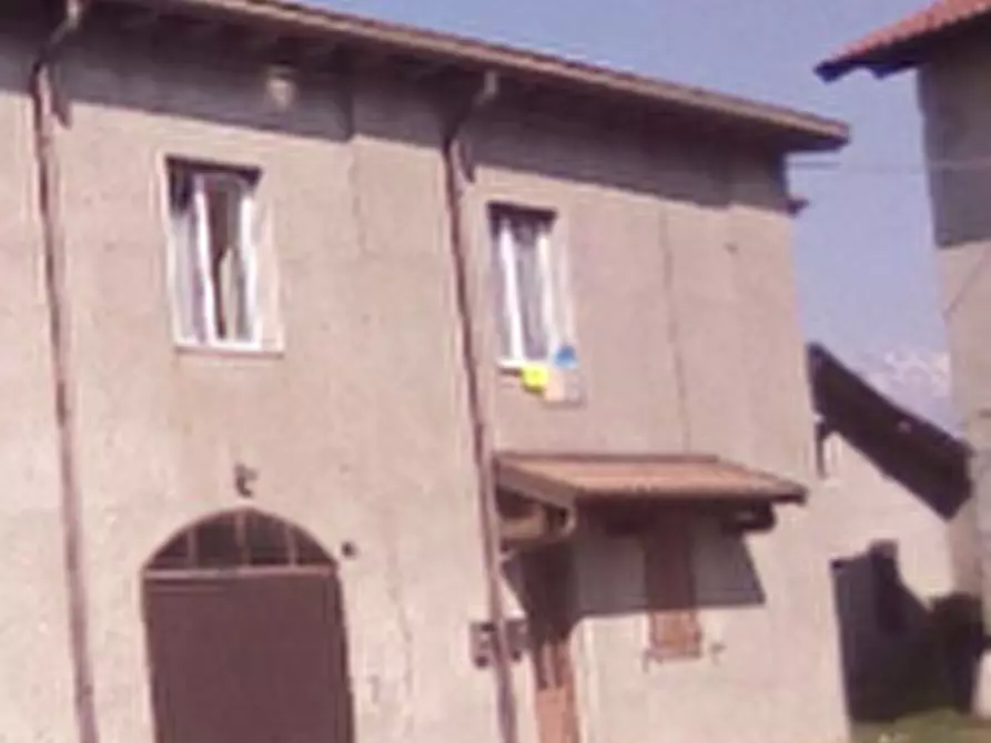 Immagine 8 di Appartamento in vendita  in Via Pastore a Molteno