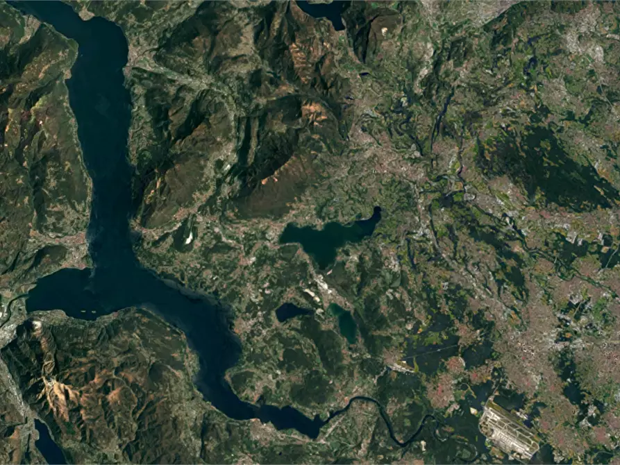 Immagine 10 di Appartamento in vendita  in Via Postale Vecchia a Luvinate