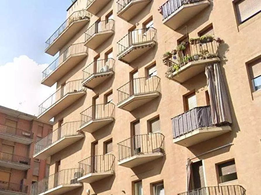Immagine 2 di Appartamento in vendita  in via San Marino a Torino