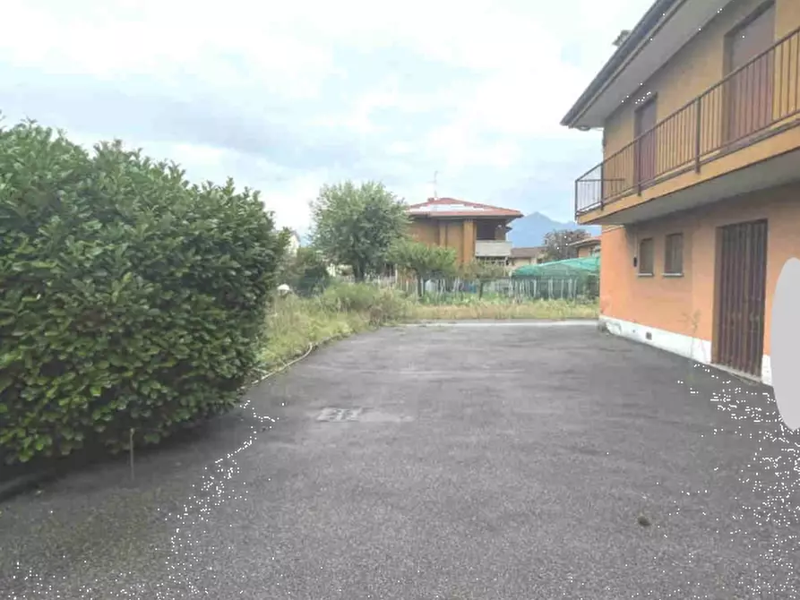 Immagine 2 di Appartamento in vendita  in Via XXV Aprile a Annone Di Brianza