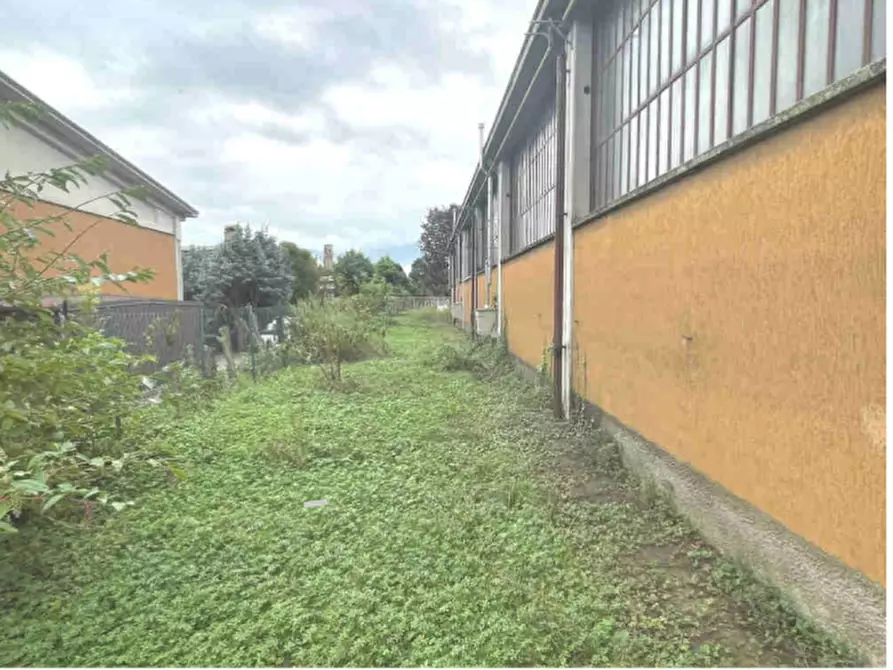 Immagine 5 di Appartamento in vendita  in Via XXV Aprile a Annone Di Brianza