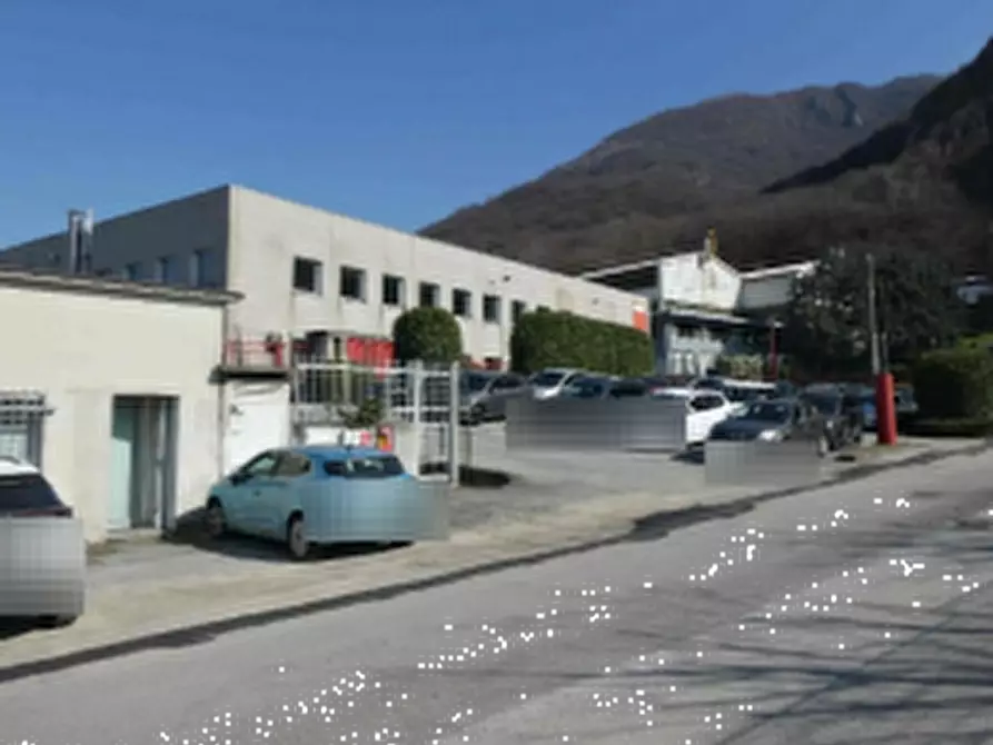 Immagine 11 di Capannone industriale in vendita  in Via Leonardo Vassena a Valmadrera