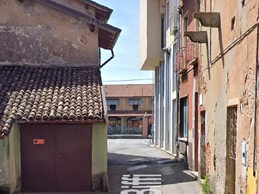 Immagine 10 di Appartamento in vendita  in Via Monte Grappa a Missaglia