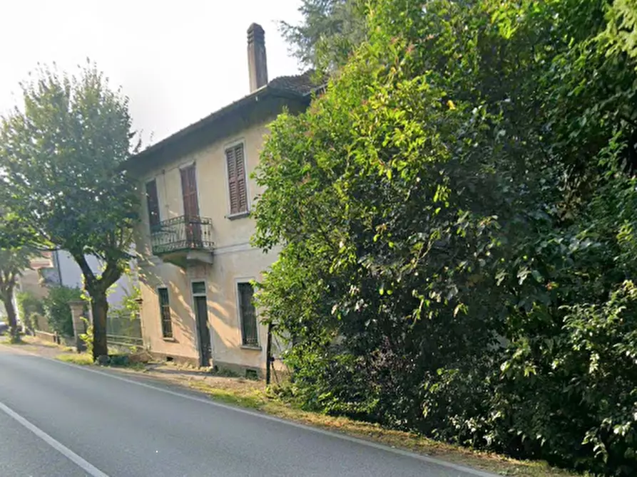Immagine 9 di Casa indipendente in vendita  in Viale Verbano a Gavirate