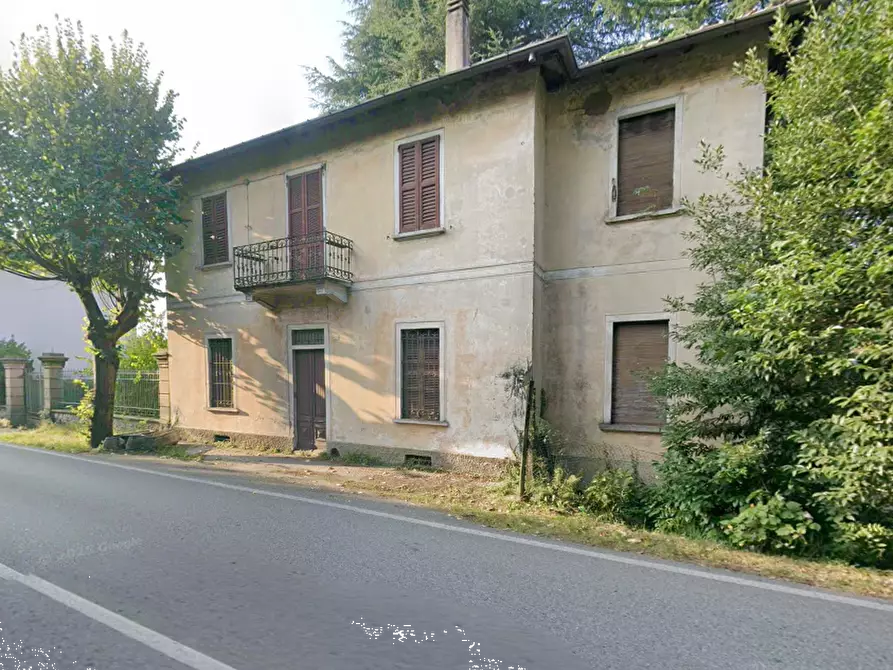 Immagine 10 di Casa indipendente in vendita  in Viale Verbano a Gavirate