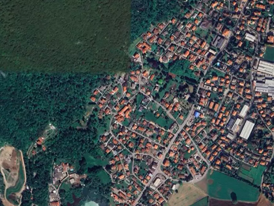 Immagine 18 di Porzione di casa in vendita  in Via Carlo Porta a Bisuschio