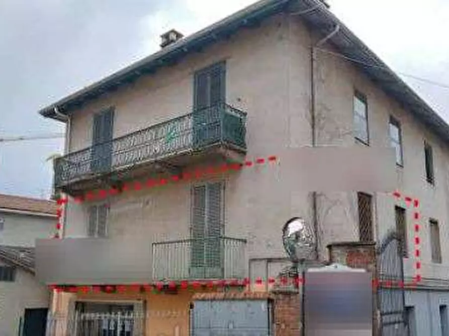 Immagine 2 di Appartamento in vendita  in Via Umberto I a Lanzo Torinese